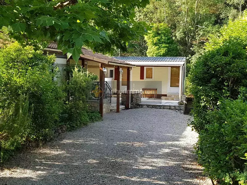 Terrain, 265 m²