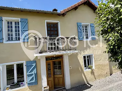 Maison, 225 m²