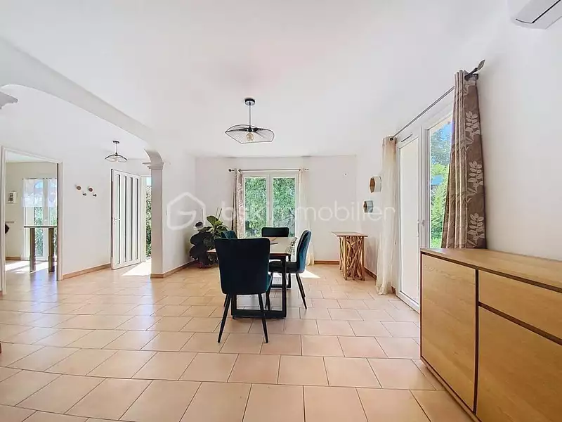 Maison, 93 m²