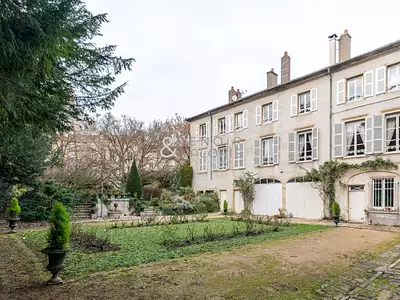 Appartement, 196 m²