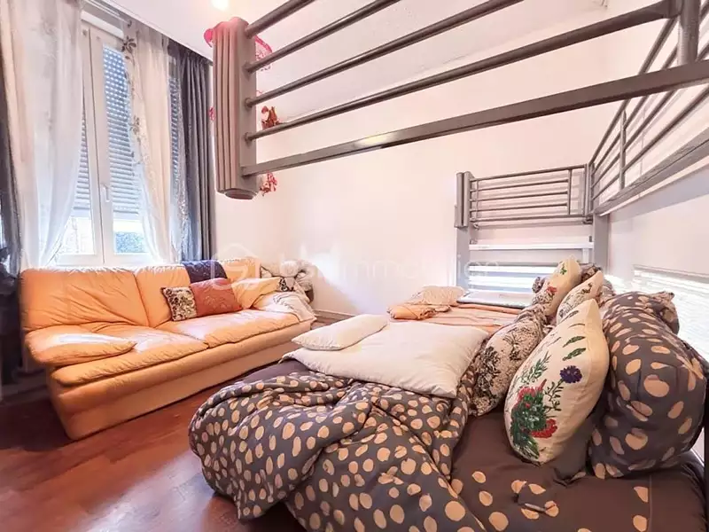 Immeuble, 390 m²