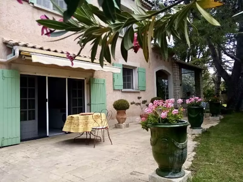 Maison, 165 m²