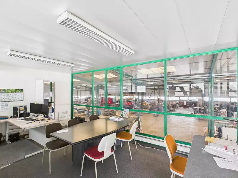 Divers, 3 745 m²