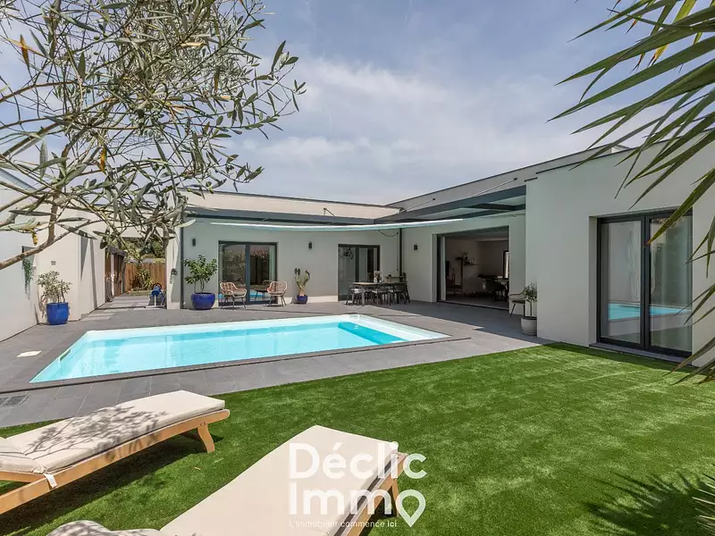 Maison, 162 m²