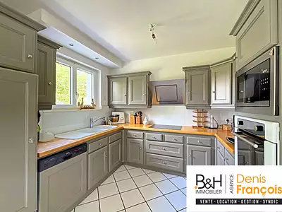 Maison, 185 m²