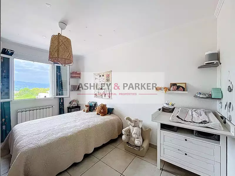 Maison, 173 m²