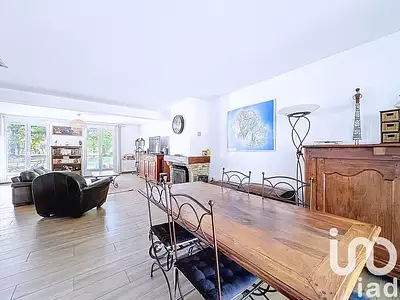 Maison, 167 m²
