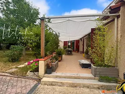 Maison, 210 m²