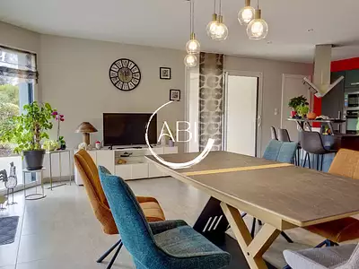 Maison, 176 m²