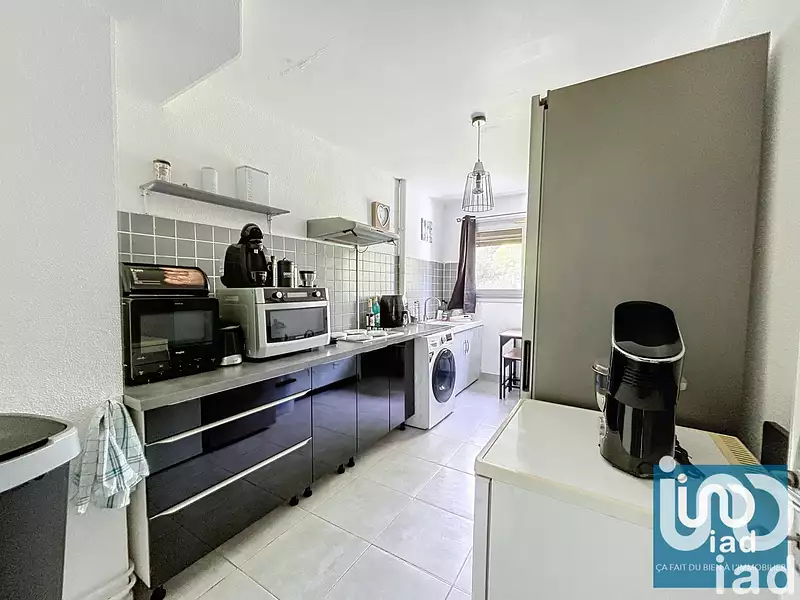 Immeuble, 621 m²