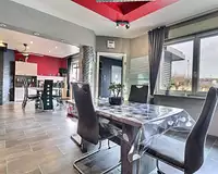Maison, 242 m²
