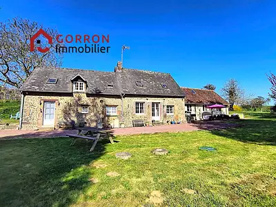 Maison, 277 m²