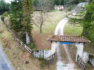 Maison, 425 m²