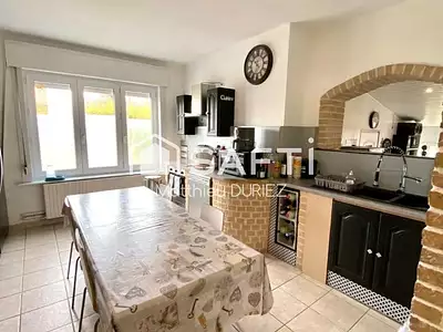 Maison, 210 m²