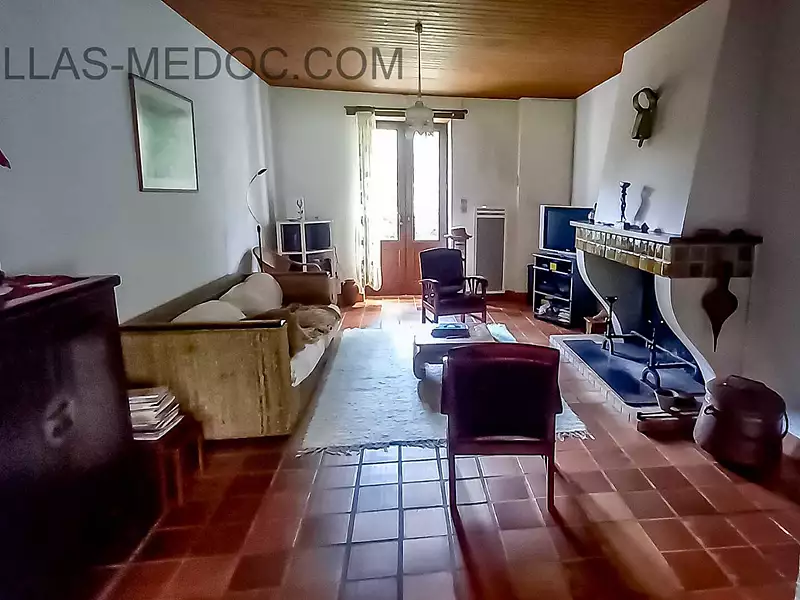 Maison, 240 m²