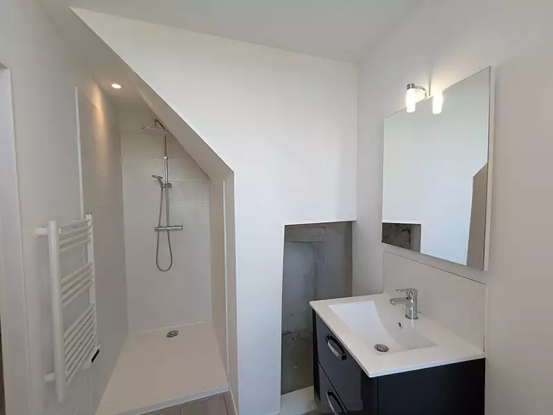 Immeuble, 130 m²