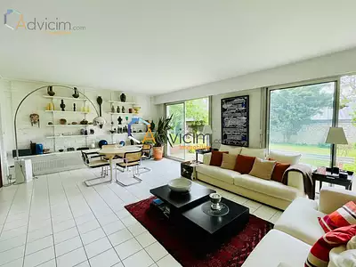 Maison, 231 m²
