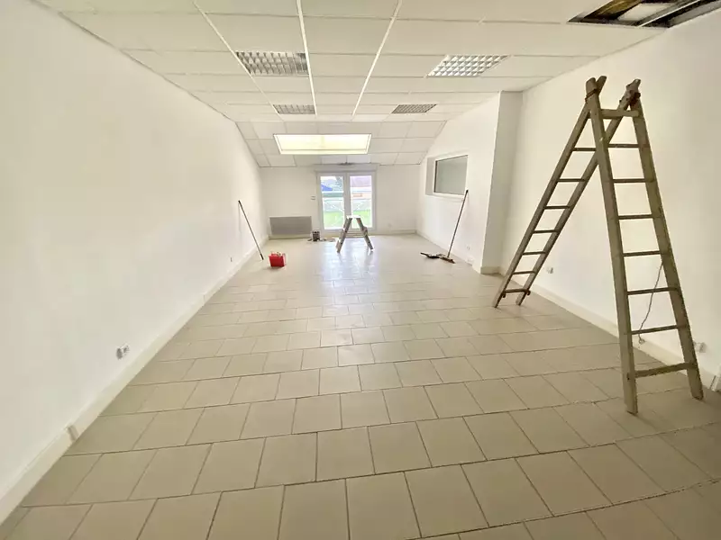 Divers, 380 m²