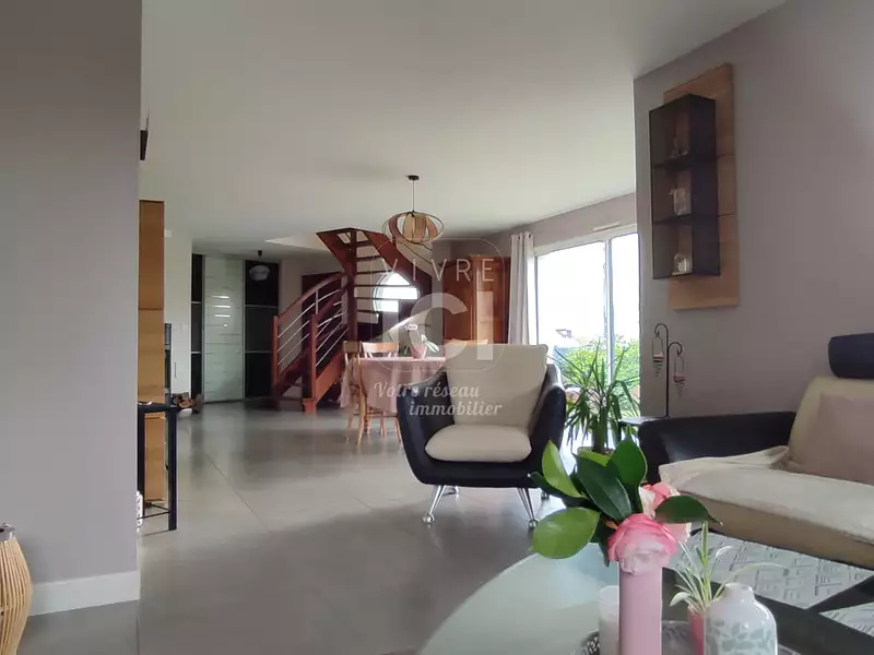 Maison, 143 m²