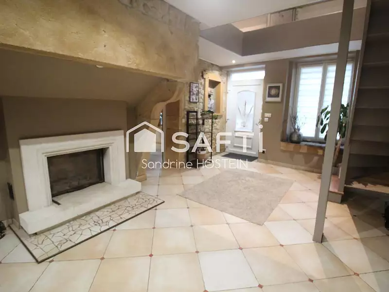 Maison, 284 m²