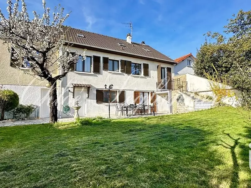 Maison, 200 m²