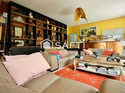Maison, 285 m²