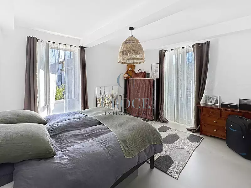 Maison, 230 m²