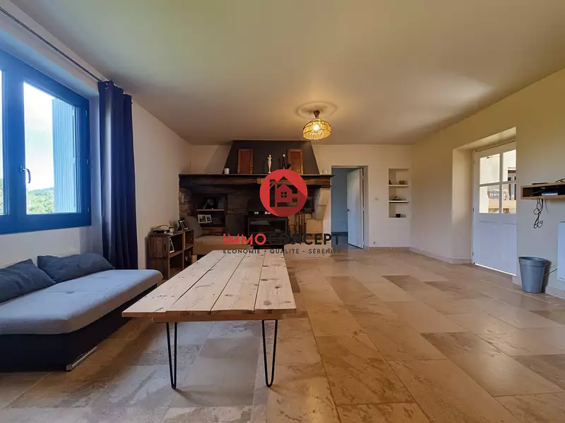 Maison, 180 m²