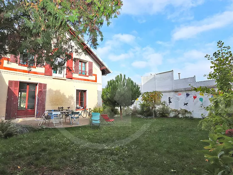 Maison, 128 m²