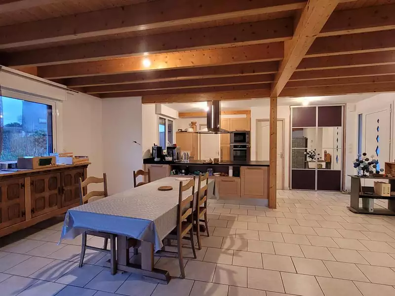 Maison, 190 m²
