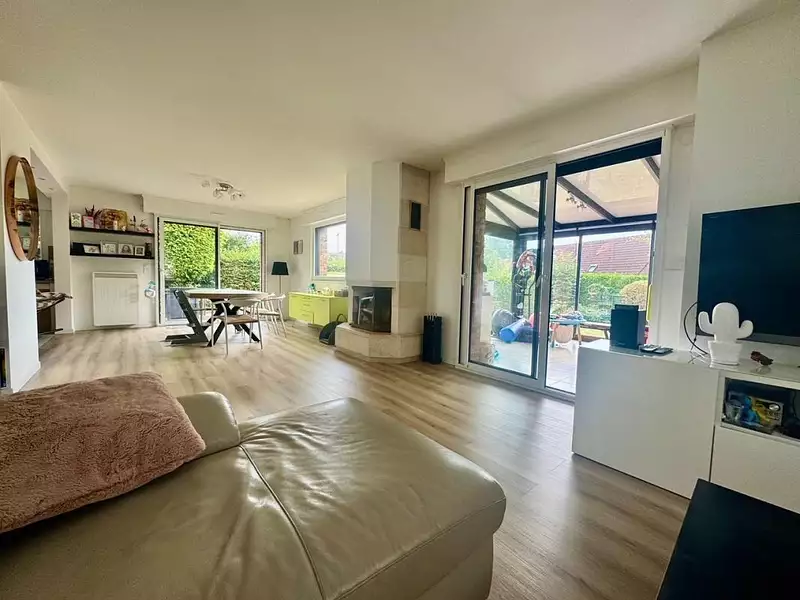 Maison, 114 m²