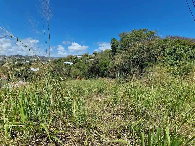 Terrain, 774 m²