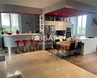 Maison, 275 m²
