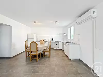 Maison, 246,6 m²