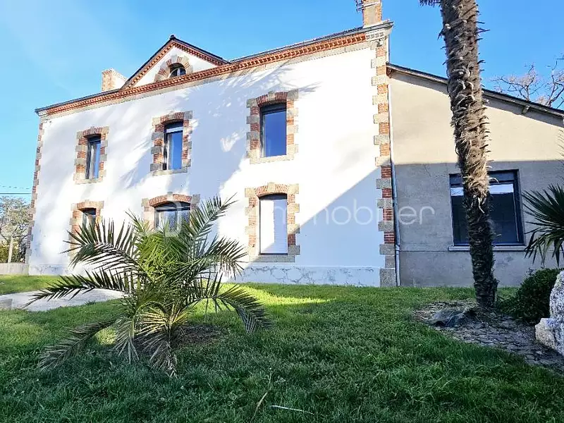 Maison, 200 m²