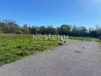 Terrain, 581 m²