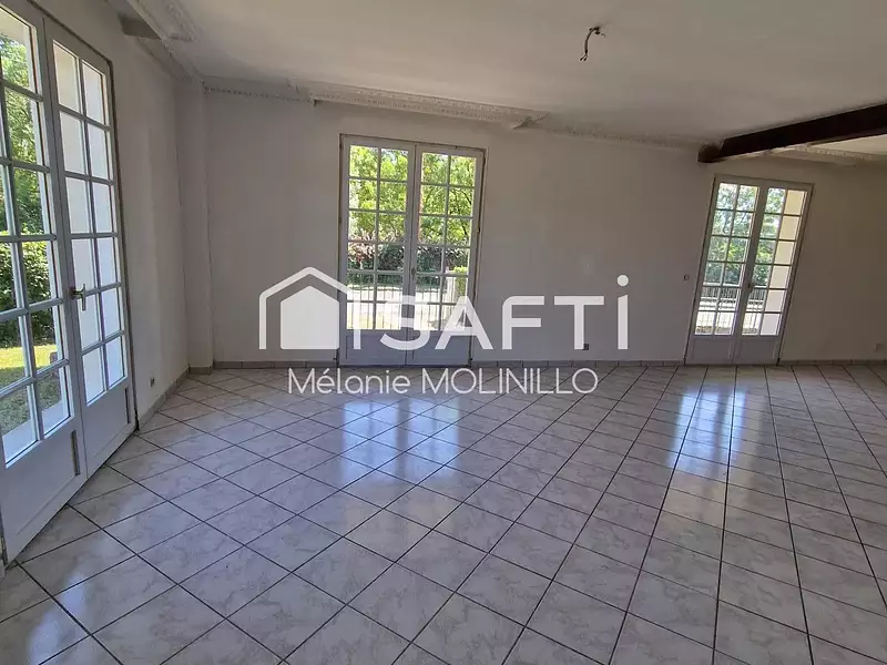 Maison, 200 m²