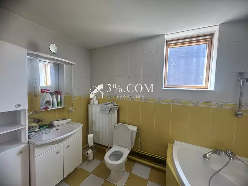 Maison, 148 m²