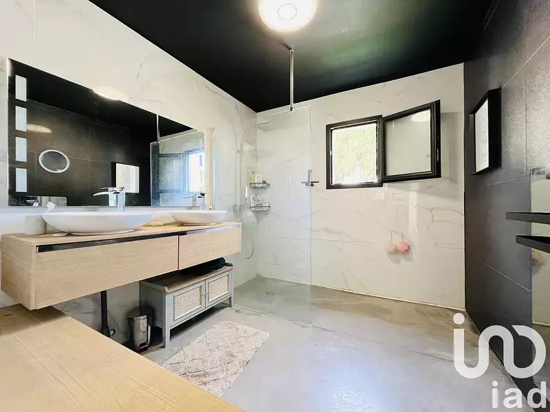 Maison, 114 m²