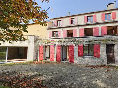 Maison, 375 m²