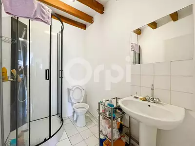 Immeuble, 121 m²
