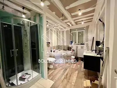 Maison, 178,23 m²