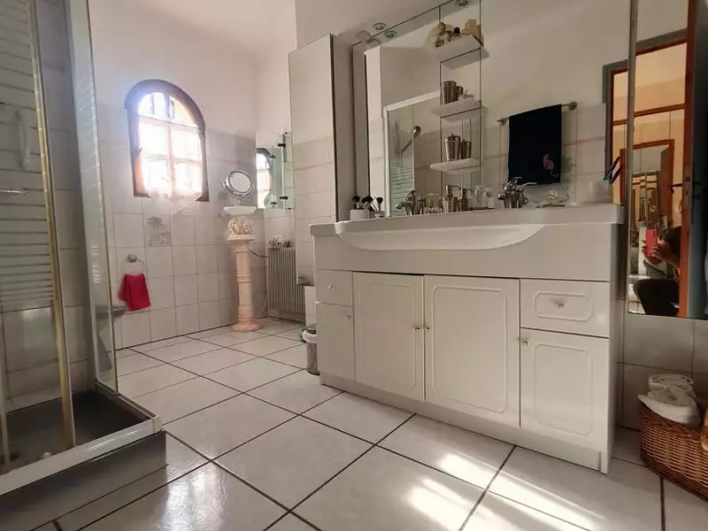 Maison, 171 m²