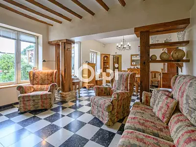 Maison, 145 m²
