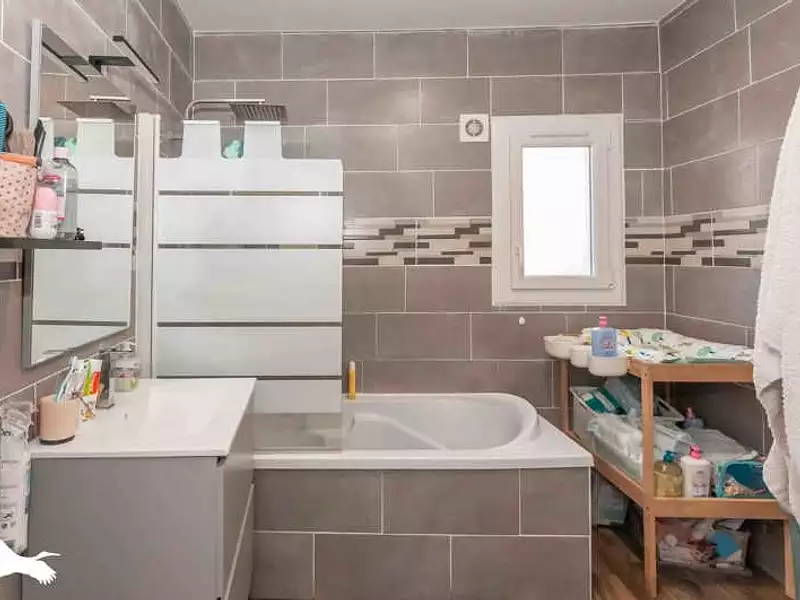 Maison, 121 m²
