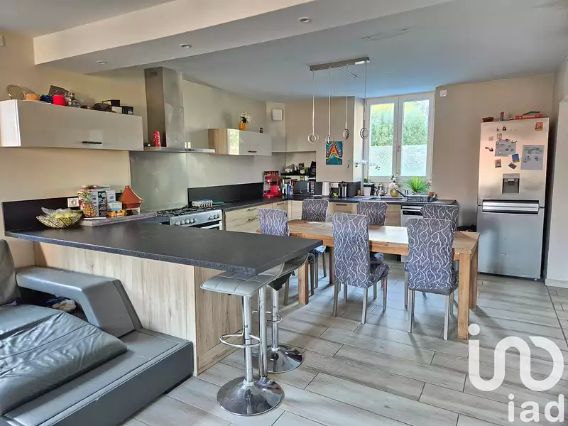 Maison, 215 m²