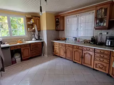 Maison, 250 m²