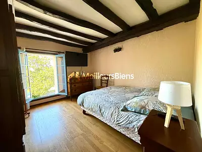Maison, 248 m²