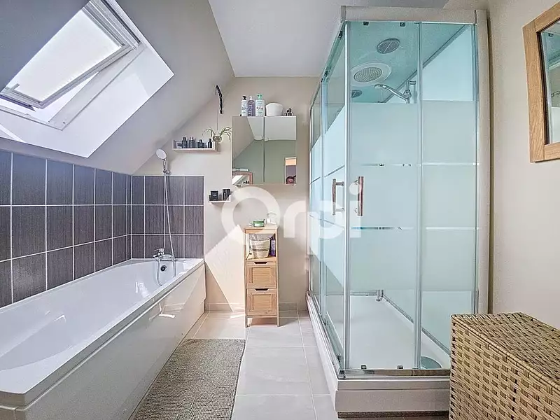 Maison, 137 m²