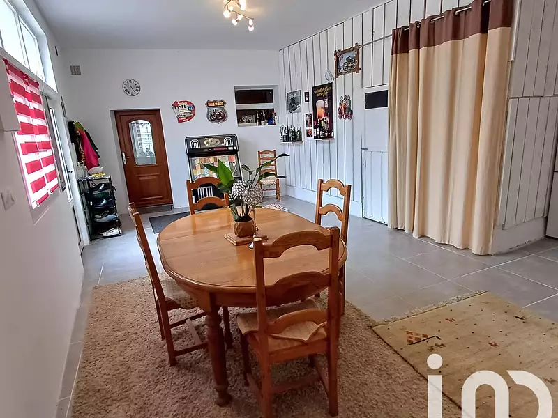 Maison, 300 m²